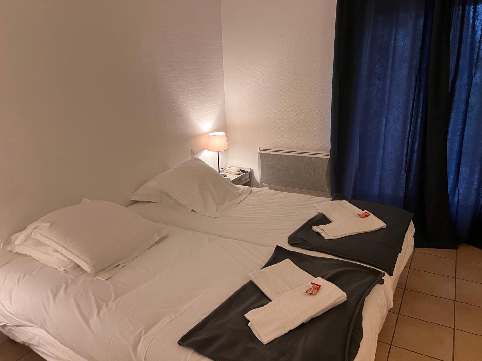Golf Hotel De La Carte Chouzy-sur-Cisse Exterior photo